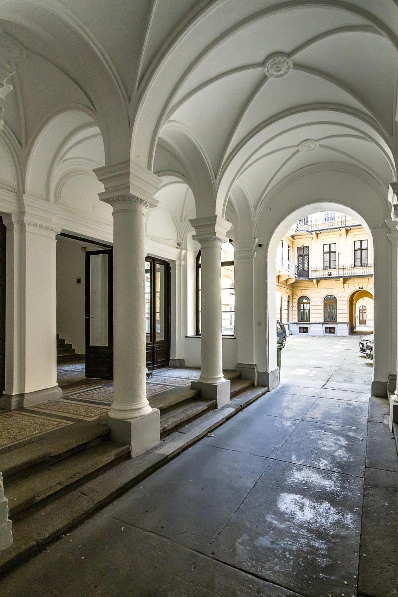 The Museum Living Budapest Luaran gambar
